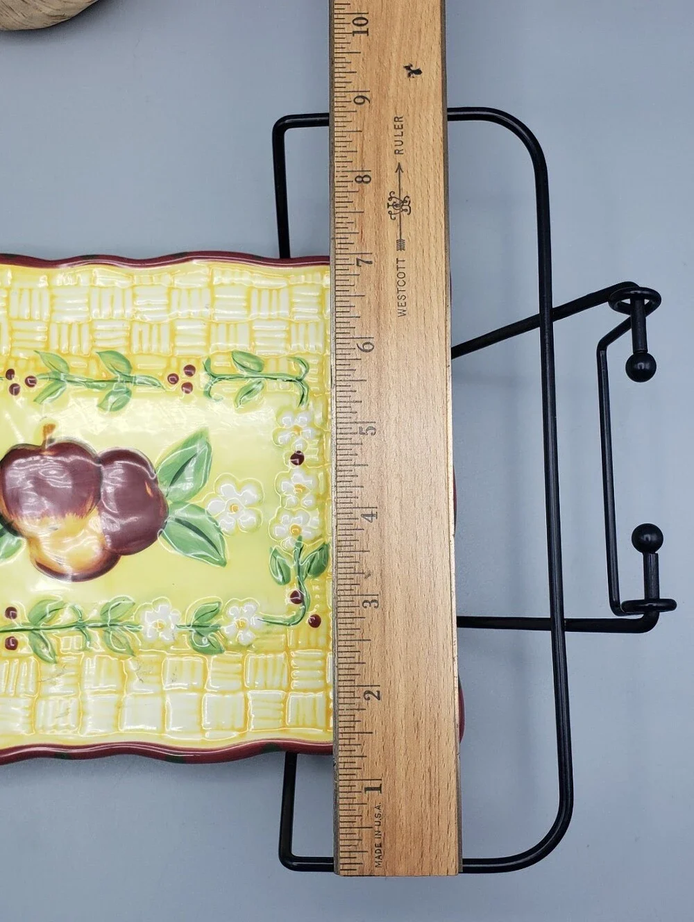 Serving Trivet w/ Cradle - Fresh Crop Apples Motif Cottagecore Grandma Nostalgic